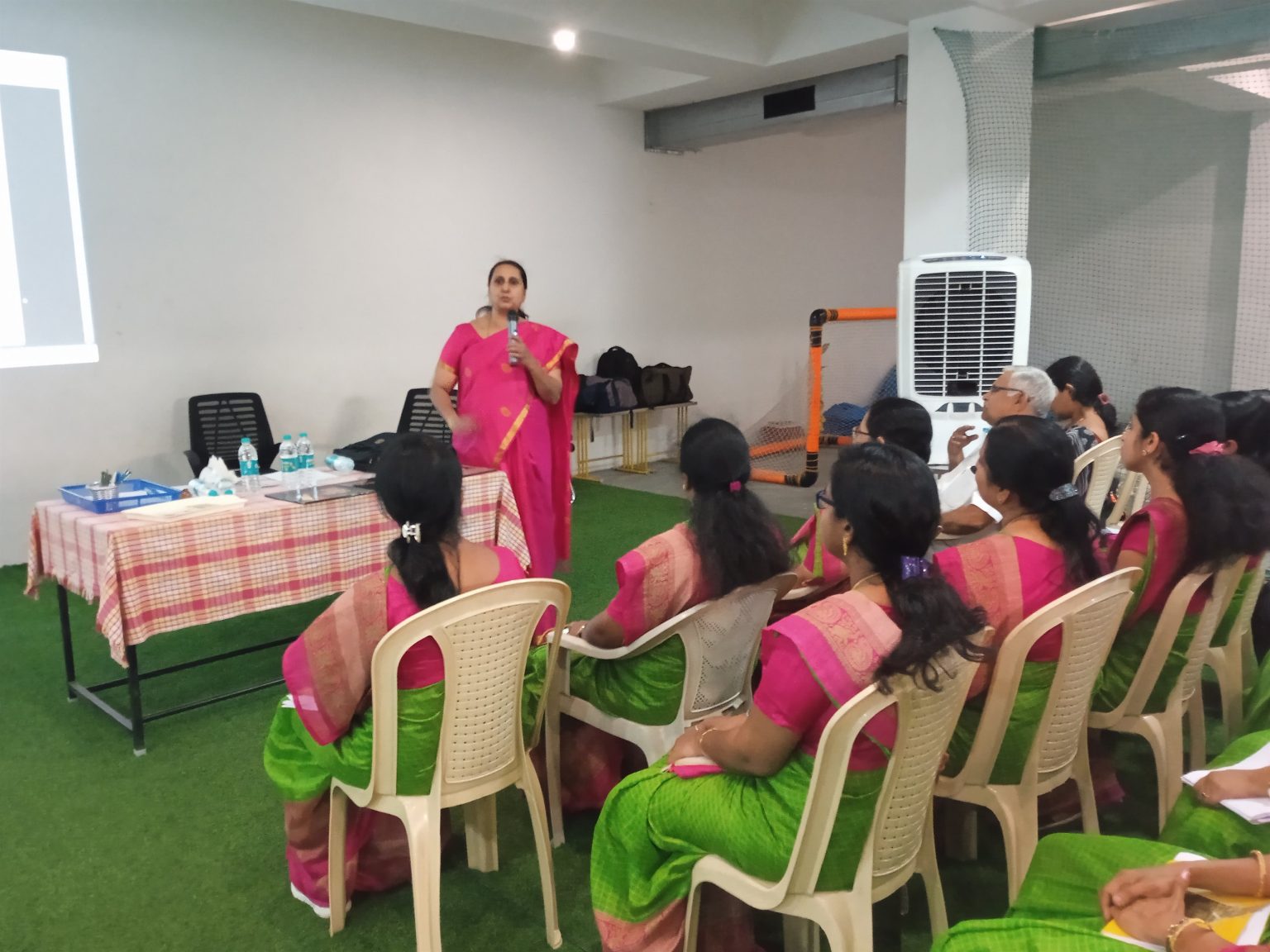 The teachers to awaken joy in creative expression and knowledge (9)